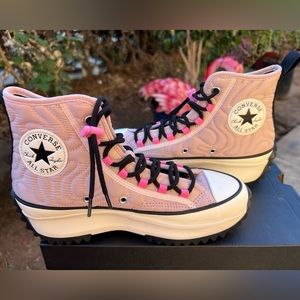 Women’s converse platform shoes 7.5